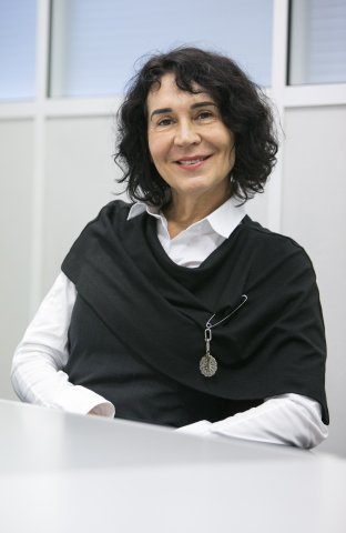 Zlata Tavčar